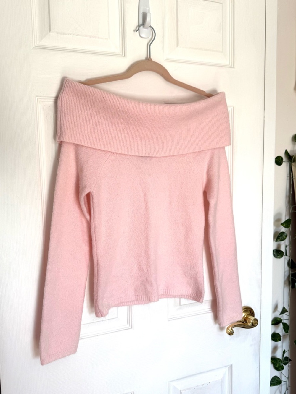 Y2K Off-Shoulder Pink Sweater